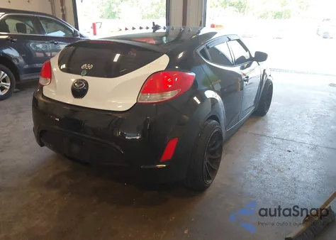 2017 Hyundai Veloster Value Edition from USA, damaged, VIN KMHTC6AD7HU318559